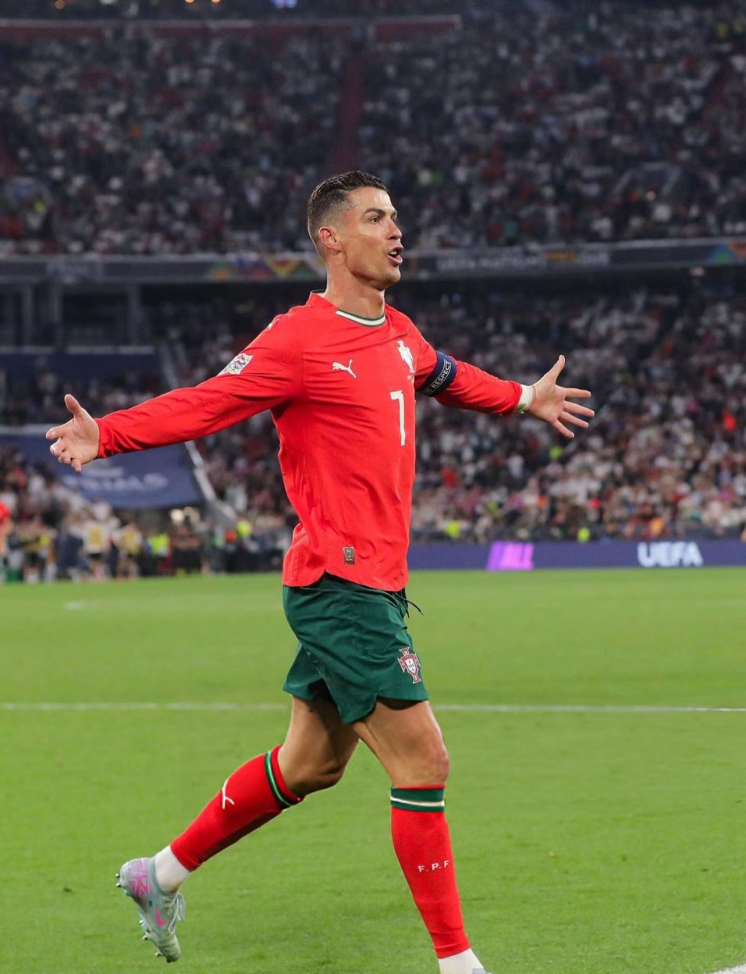 关键时刻葡萄牙体育备战荷甲，单刀错失细节曝光，震撼外界，临场指挥获称赞的简单介绍-3377平台