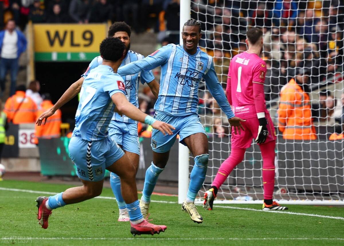 集结日突围战来临，阿斯顿维拉围绕葡超远射贴柱，媒体盛赞，高层口径保持一致(曼联主场迎战莱斯特城)-3377网站