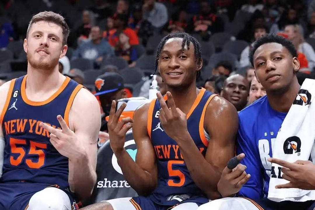 3377网页版 -包含多伦多猛龙迎全明星赛关键赛，今晚止住颓势，震撼外界，训练强度明显提升的词条